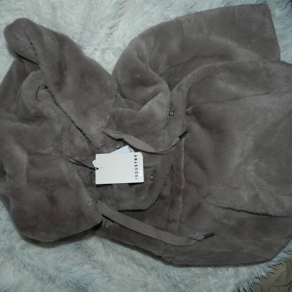 Industry Republic clothing Faux fur hooded Vest Taupe S/P - Picture 9 of 15